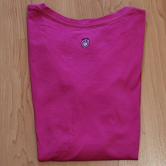 Life Is Good Magenta V-Neck Today is a Good Day Short Sleeve Classic Fit Tee - S - Picture 5 of 6